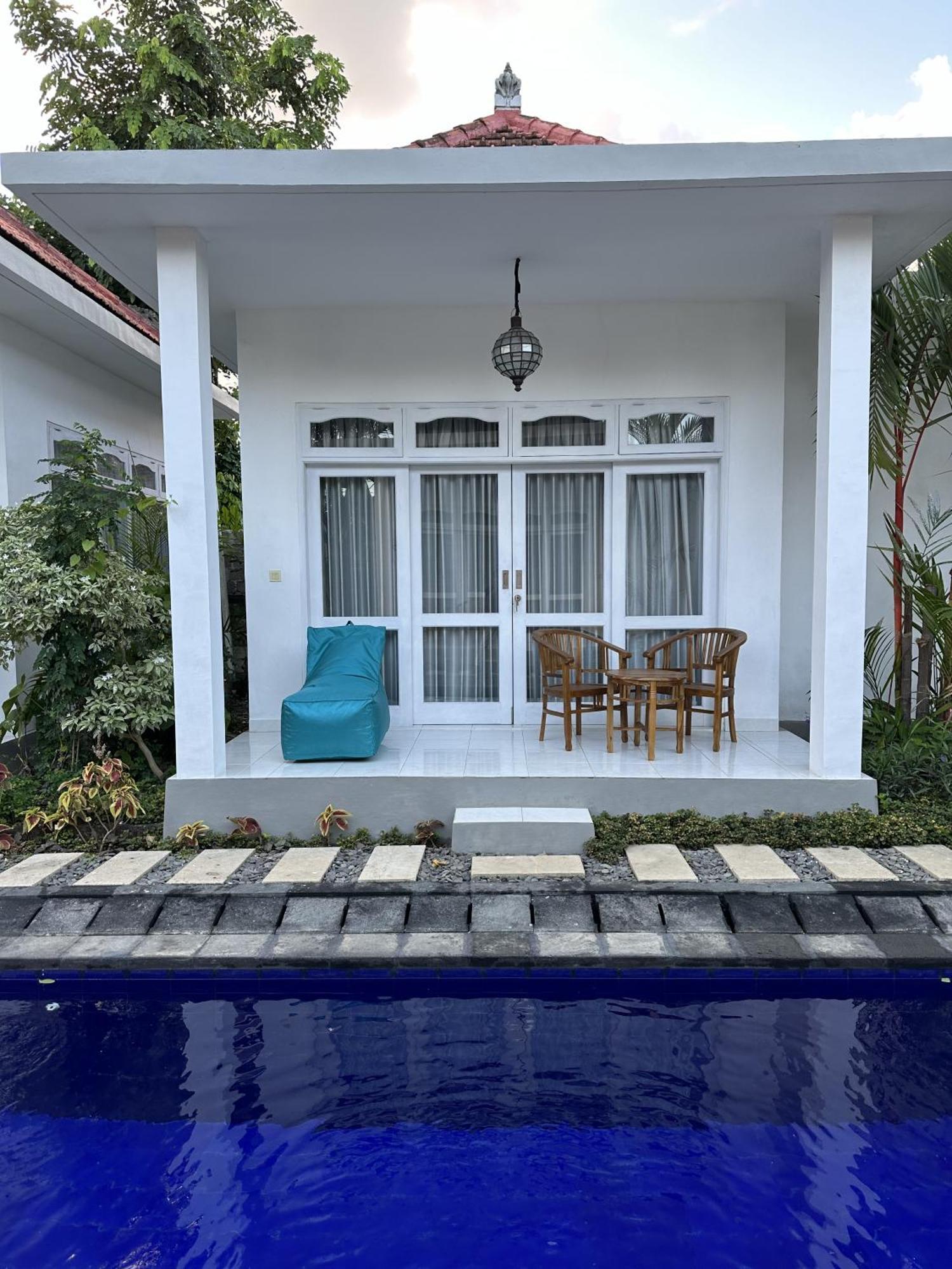 Bali Stuti Jimbaran Inn Exterior photo