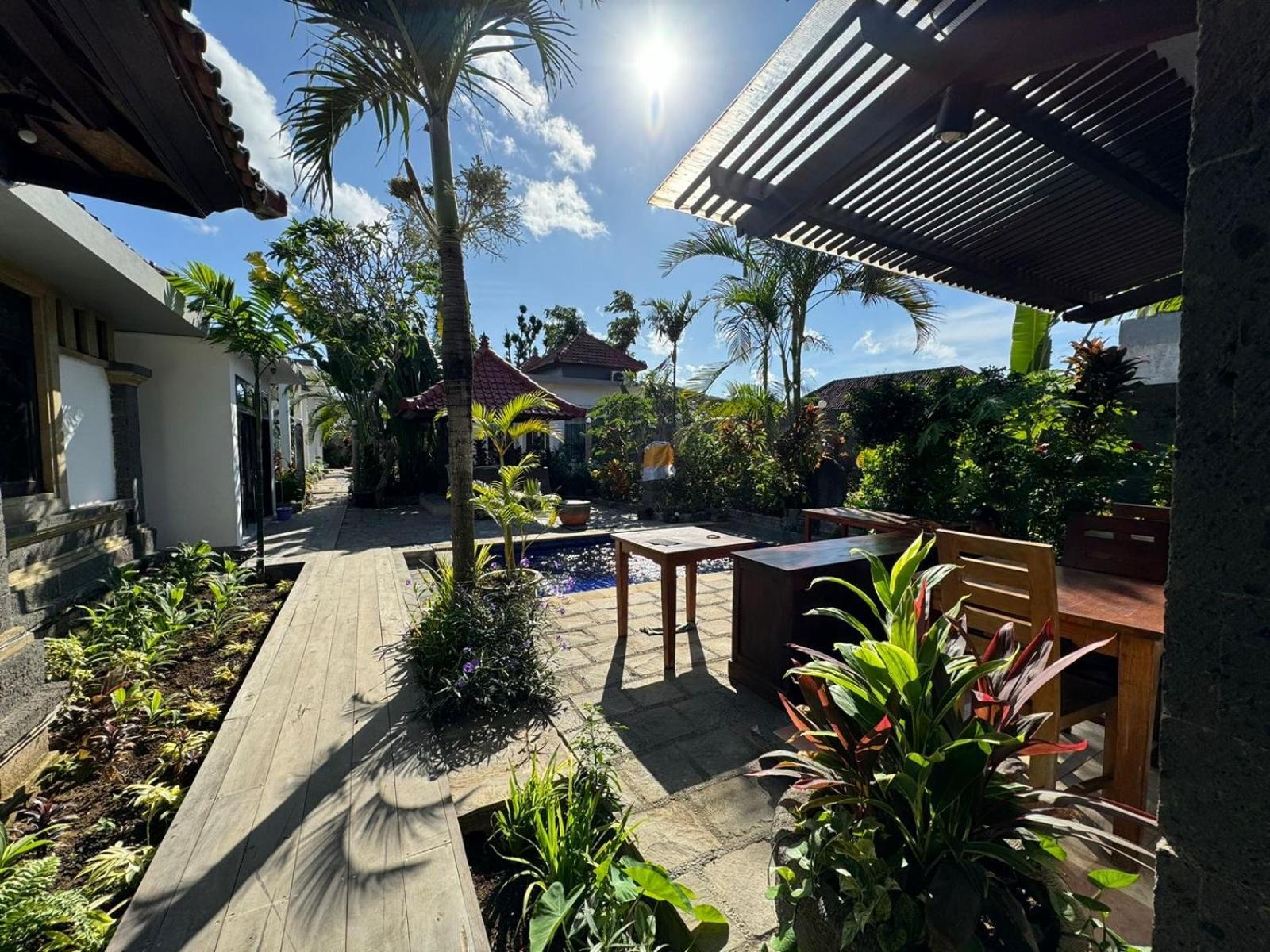 Bali Stuti Jimbaran Inn Exterior photo