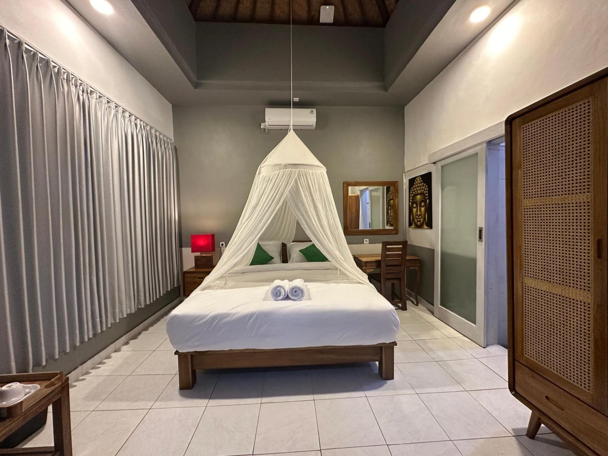 Bali Stuti Jimbaran Inn Exterior photo