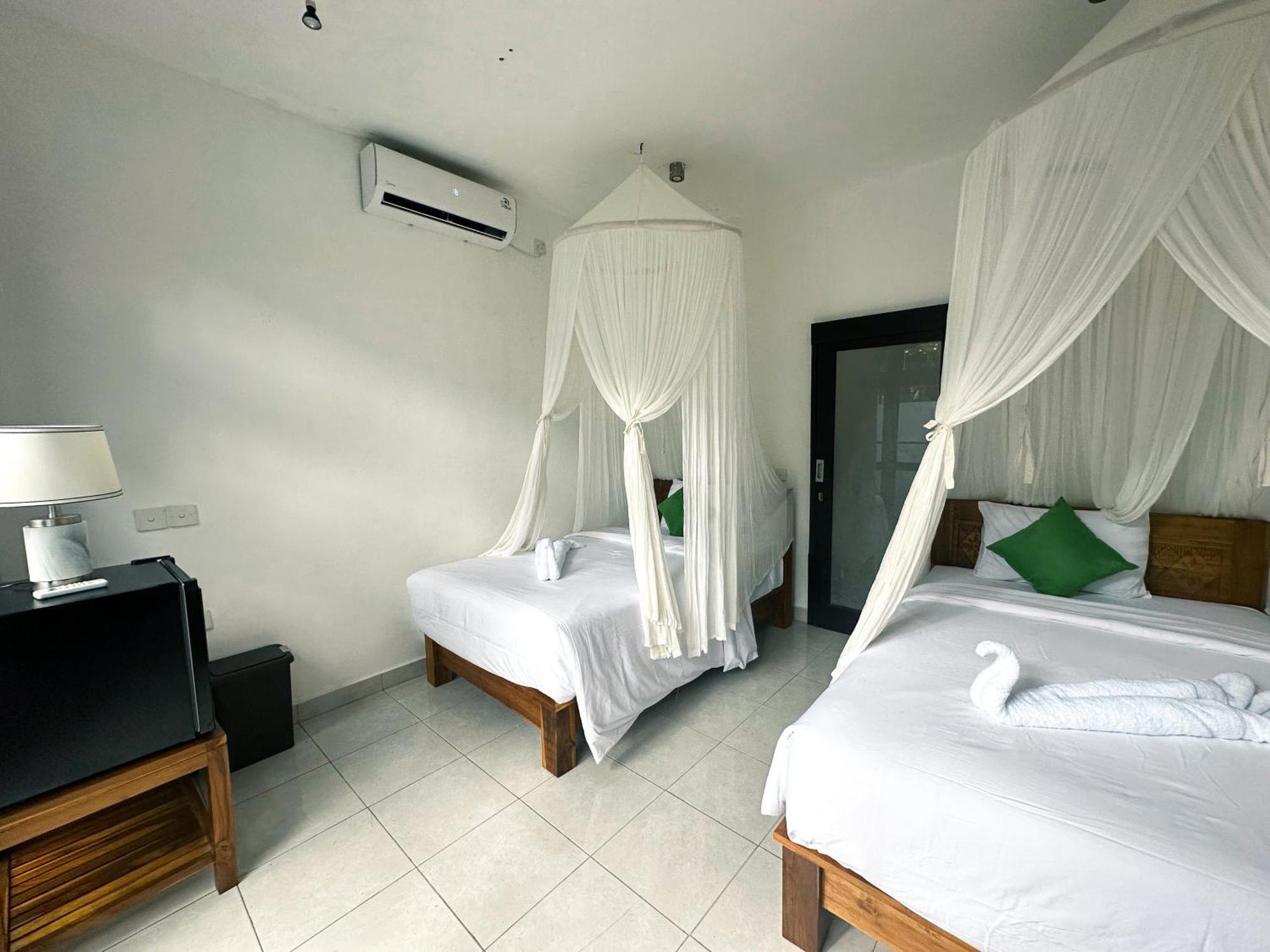 Bali Stuti Jimbaran Inn Exterior photo