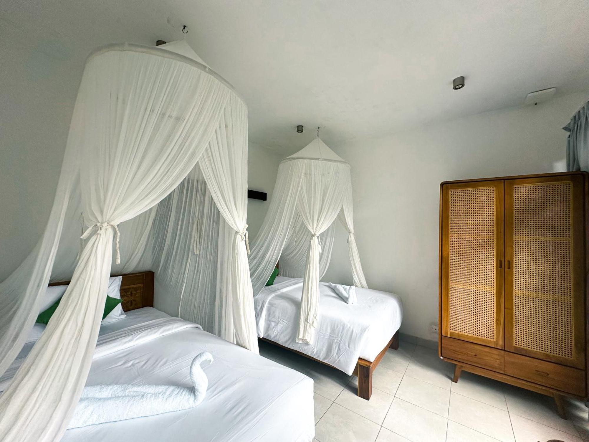 Bali Stuti Jimbaran Inn Exterior photo
